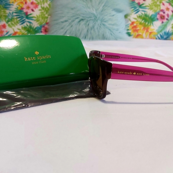 Kate spade bi-focal sunglasses - Picture 2 of 6